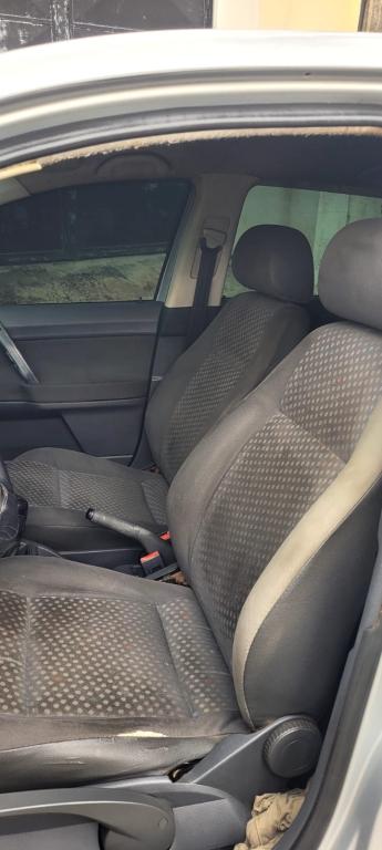 VOLKSWAGEN Polo Hatch - Foto