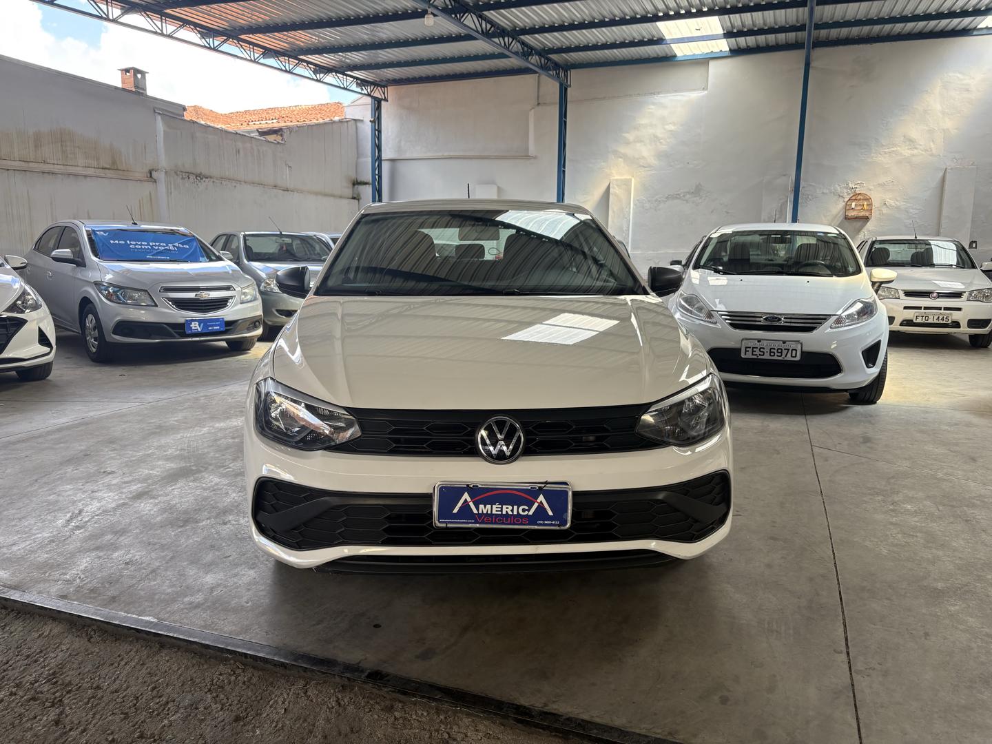 VOLKSWAGEN Polo Hatch - Foto