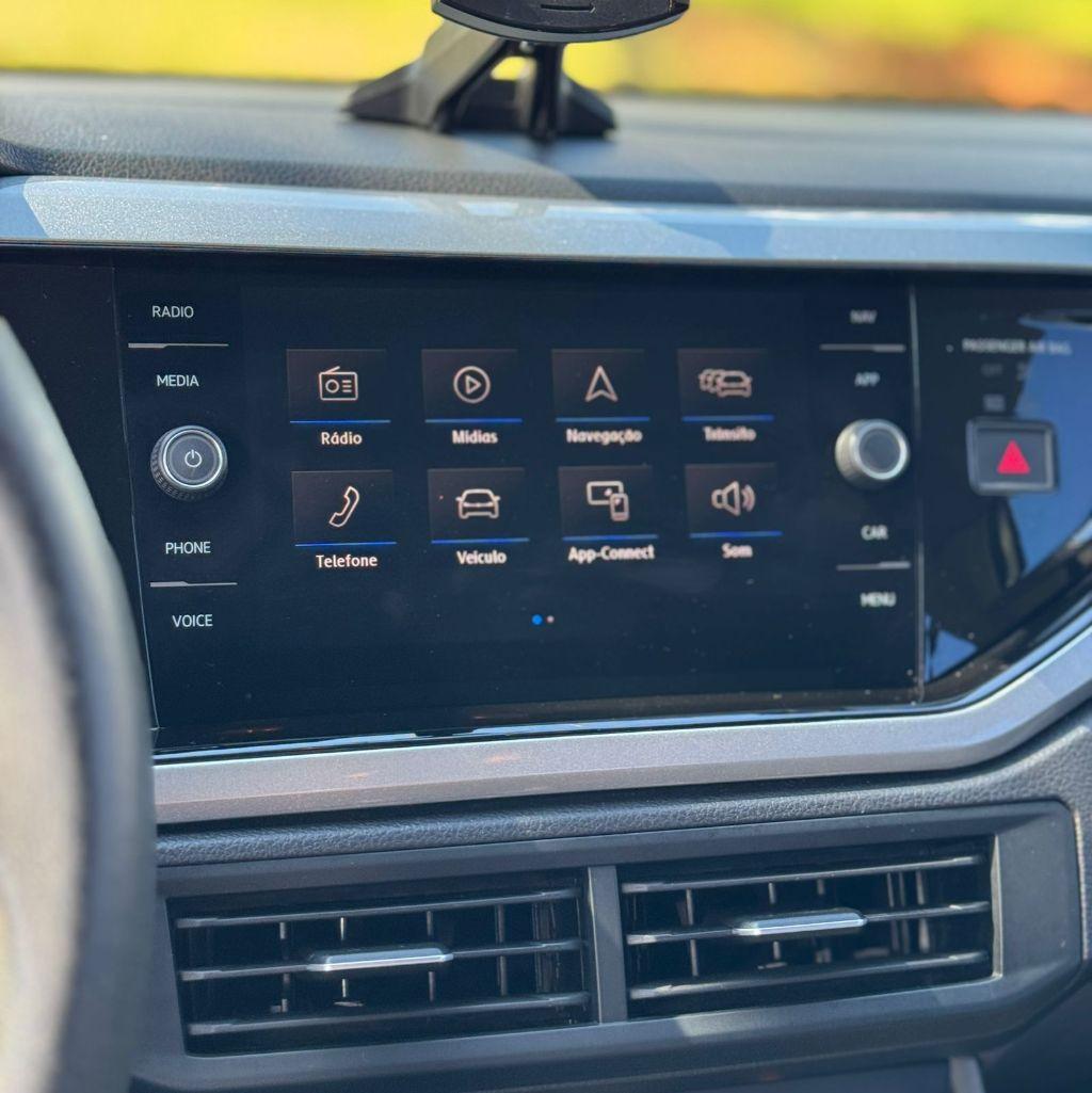 VOLKSWAGEN Polo Hatch - Foto