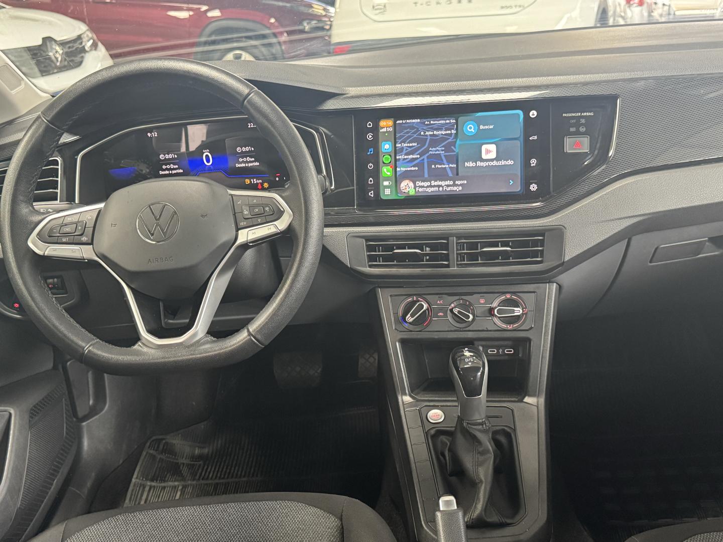 VOLKSWAGEN Polo Hatch - Foto