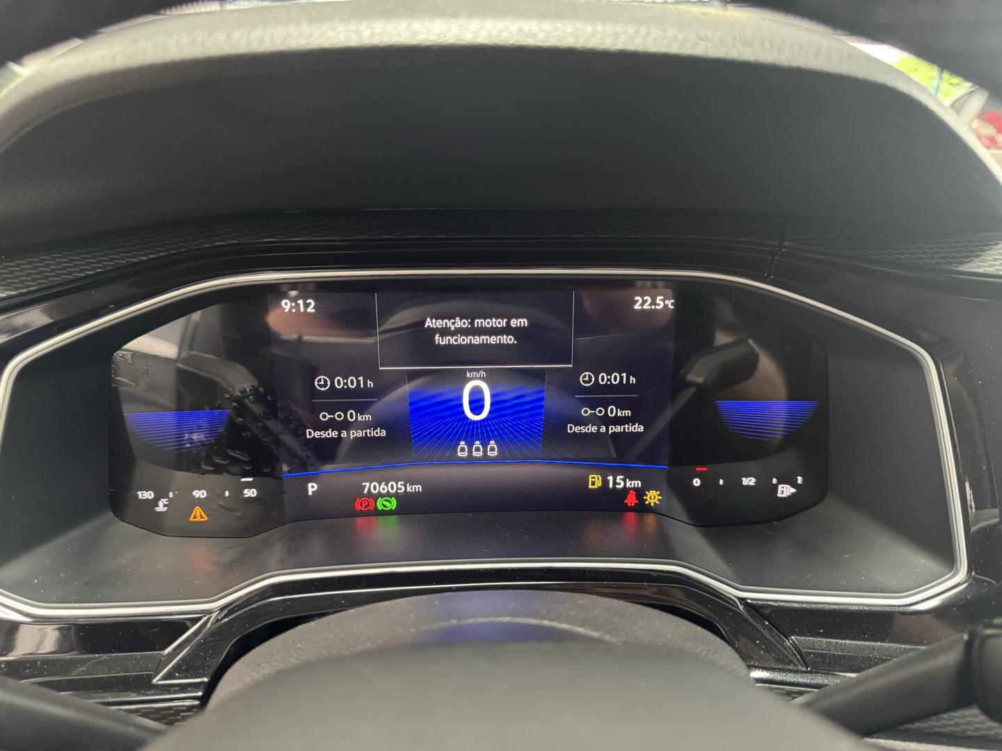 VOLKSWAGEN Polo Hatch - Foto