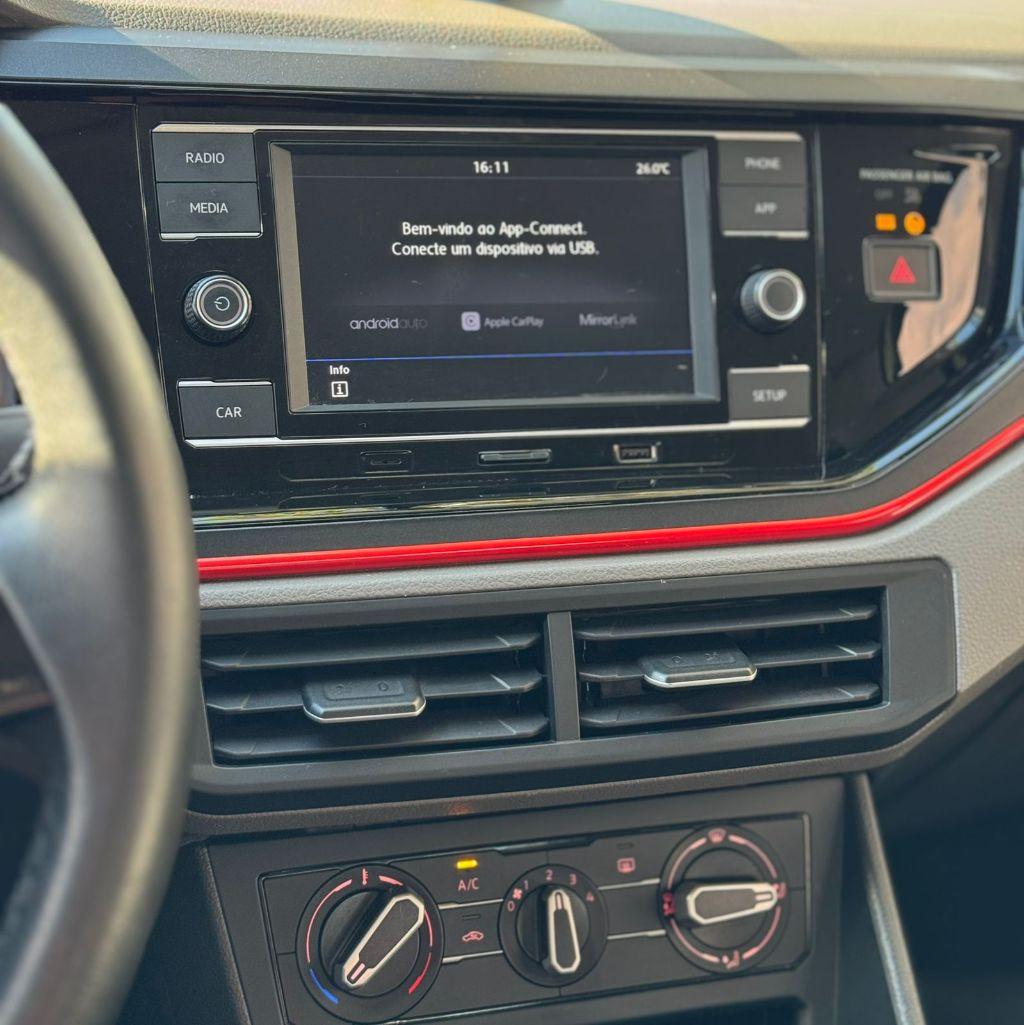 VOLKSWAGEN Polo Hatch - Foto