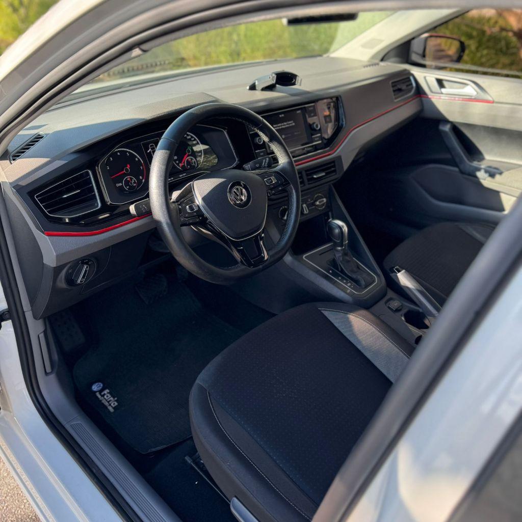 VOLKSWAGEN Polo Hatch - Foto