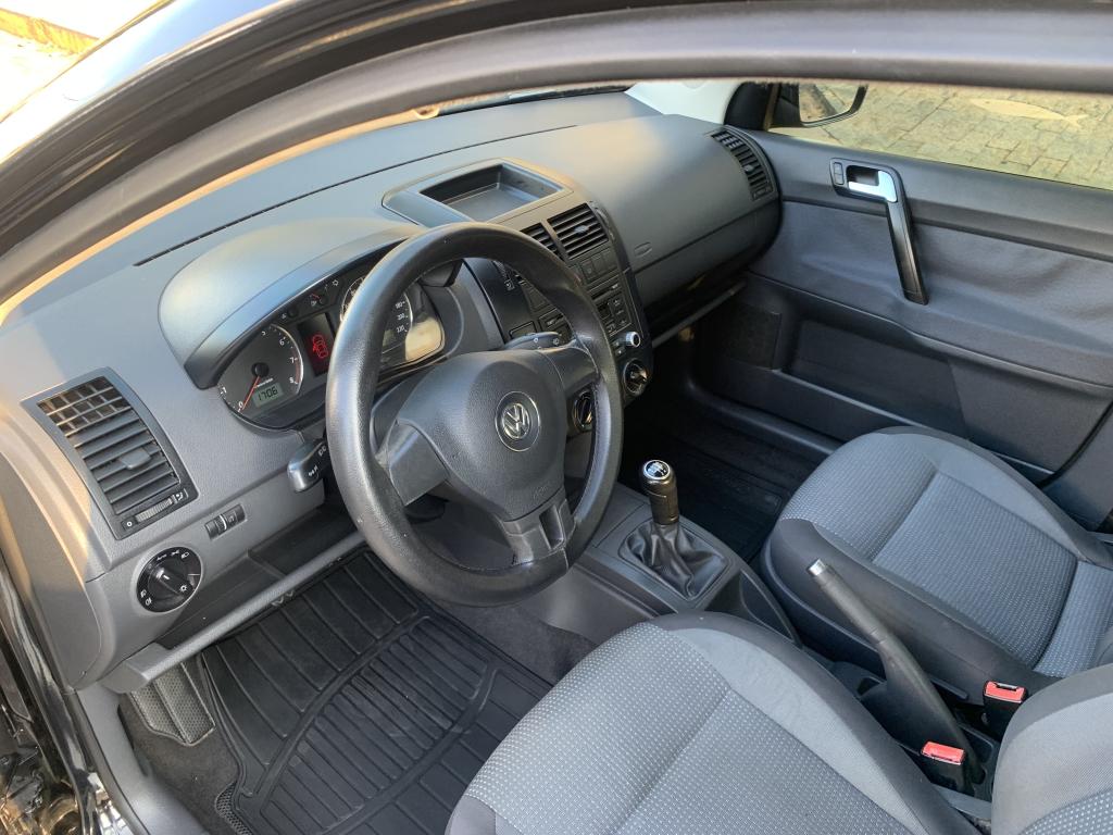 VOLKSWAGEN Polo Hatch - Foto