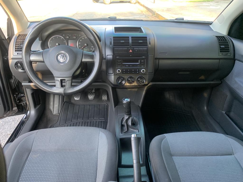 VOLKSWAGEN Polo Hatch - Foto
