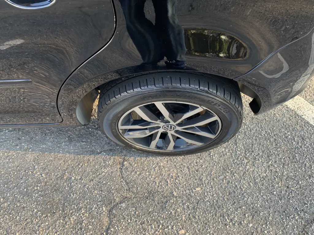 VOLKSWAGEN Polo Hatch - Foto