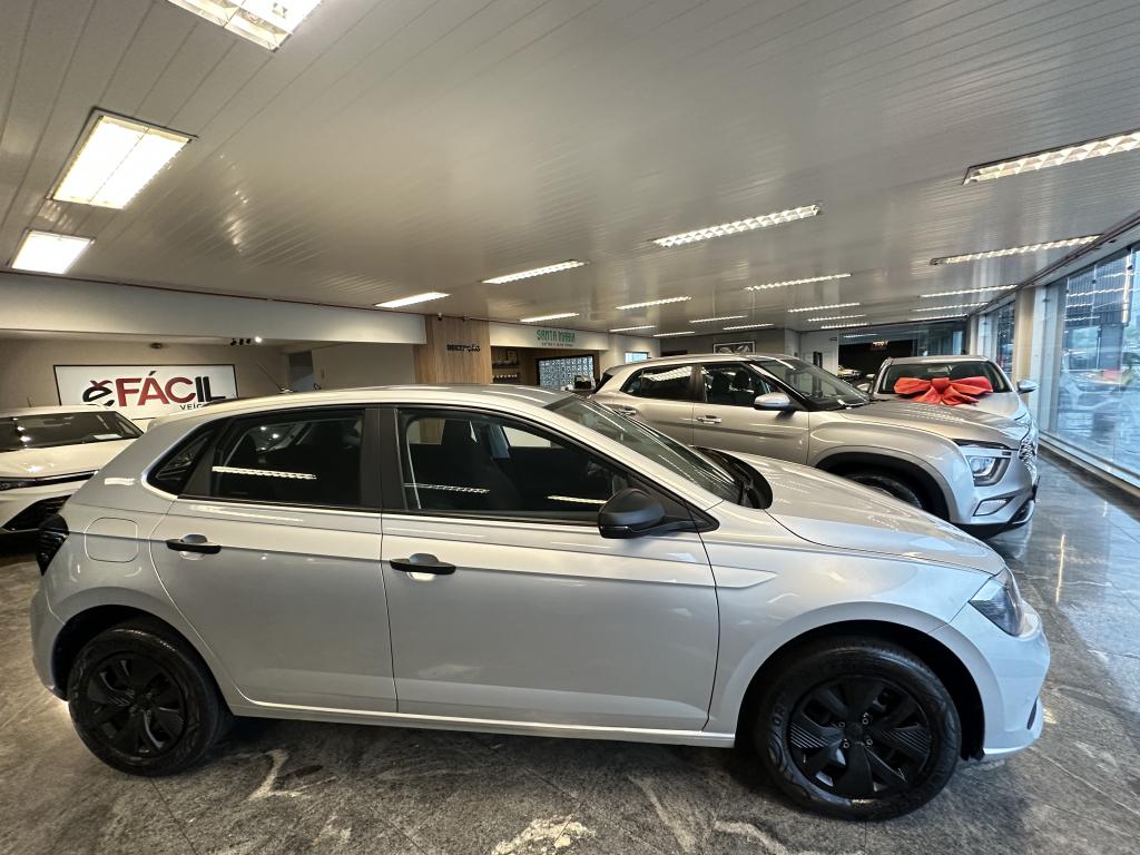 VOLKSWAGEN Polo Hatch - Foto