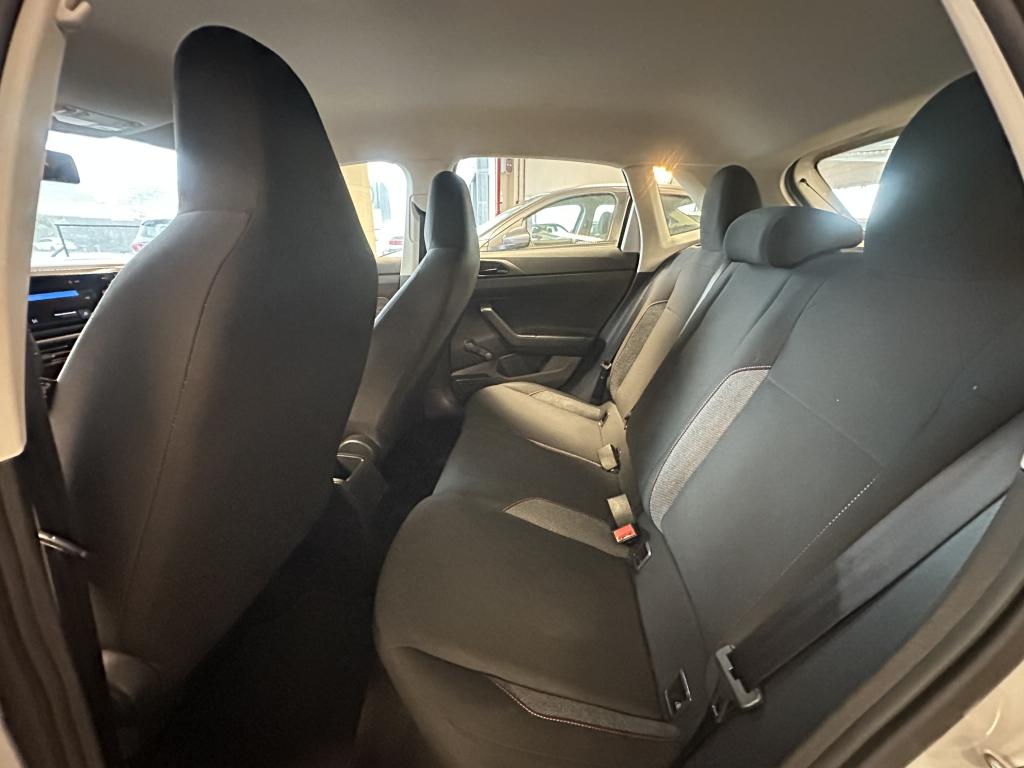 VOLKSWAGEN Polo Hatch - Foto