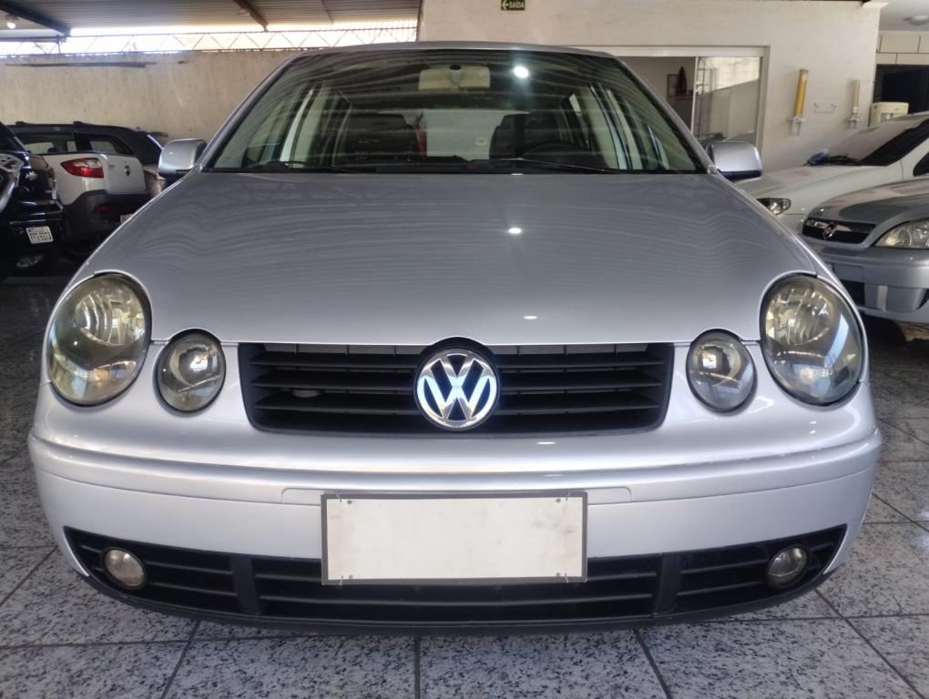 VOLKSWAGEN Polo Hatch - Foto