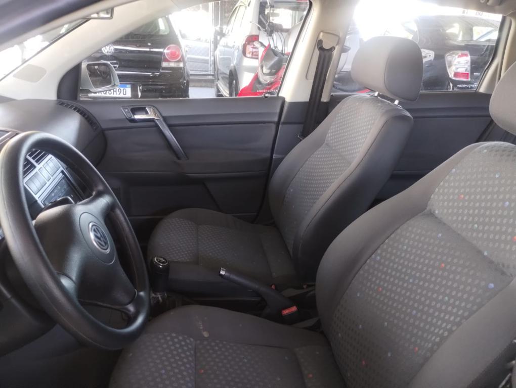 VOLKSWAGEN Polo Hatch - Foto