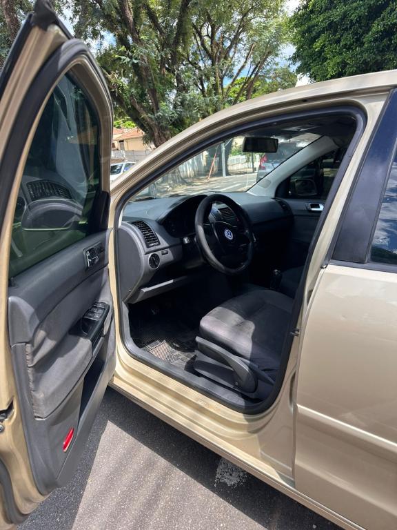 VOLKSWAGEN Polo Hatch - Foto