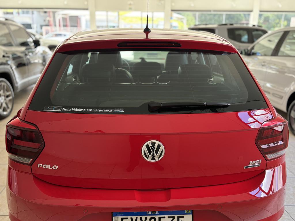 VOLKSWAGEN Polo Hatch - Foto