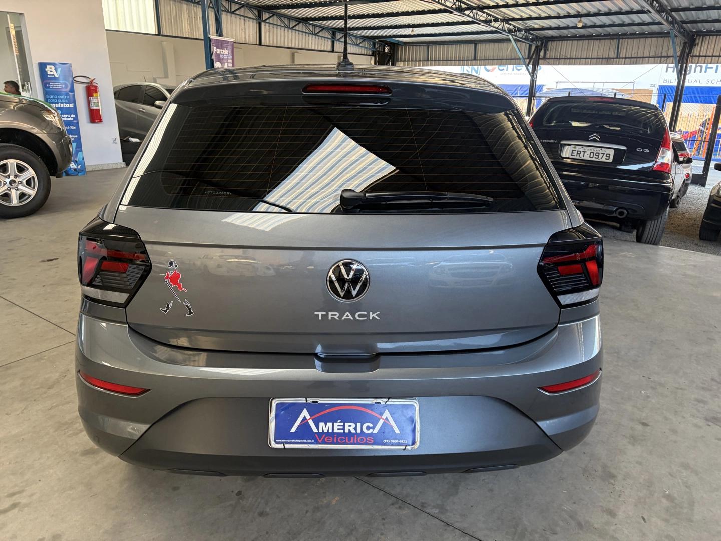 VOLKSWAGEN Polo Hatch - Foto