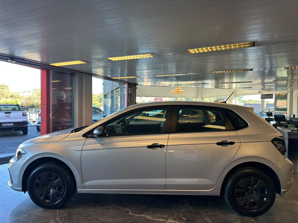 VOLKSWAGEN Polo Hatch - Foto