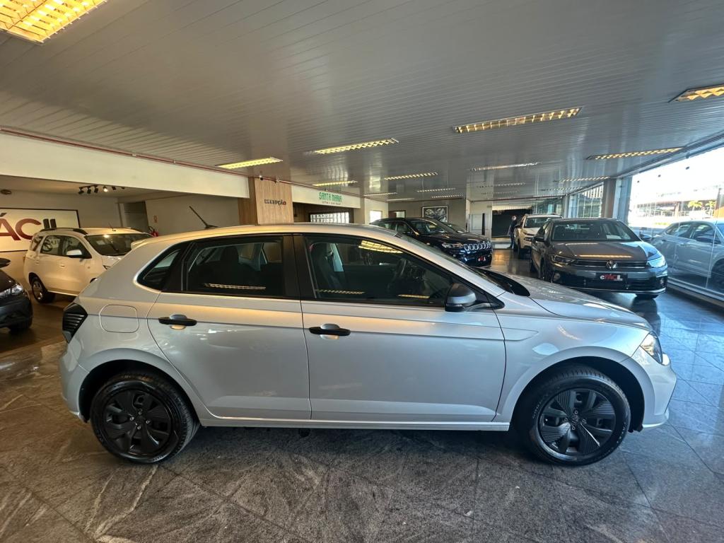 VOLKSWAGEN Polo Hatch - Foto