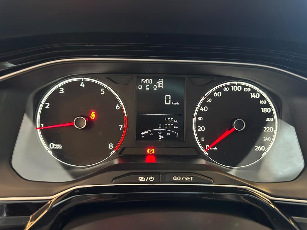 VOLKSWAGEN Polo Hatch - Foto