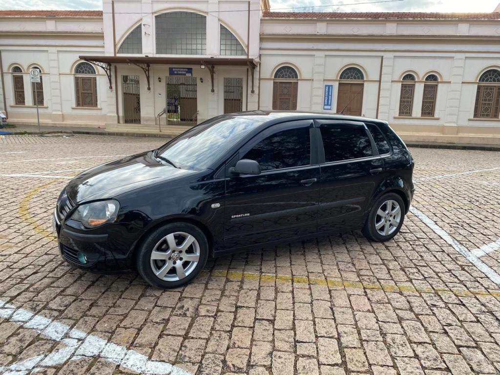 VOLKSWAGEN Polo Hatch - Foto