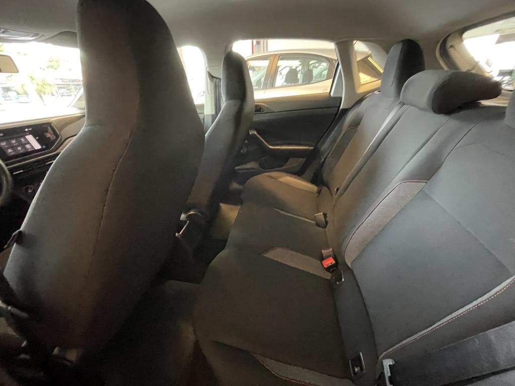 VOLKSWAGEN Polo Hatch - Foto
