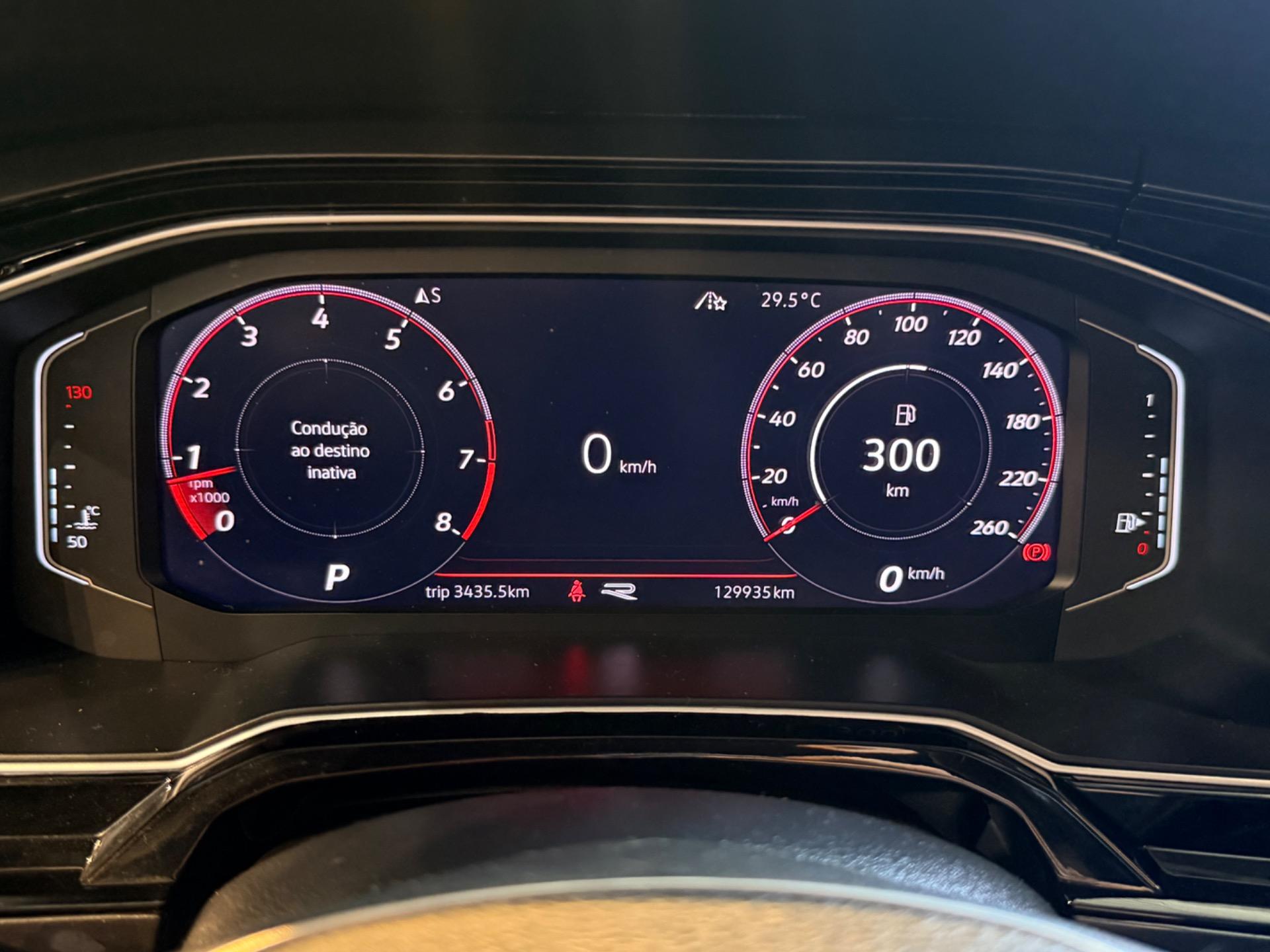VOLKSWAGEN Polo Hatch - Foto