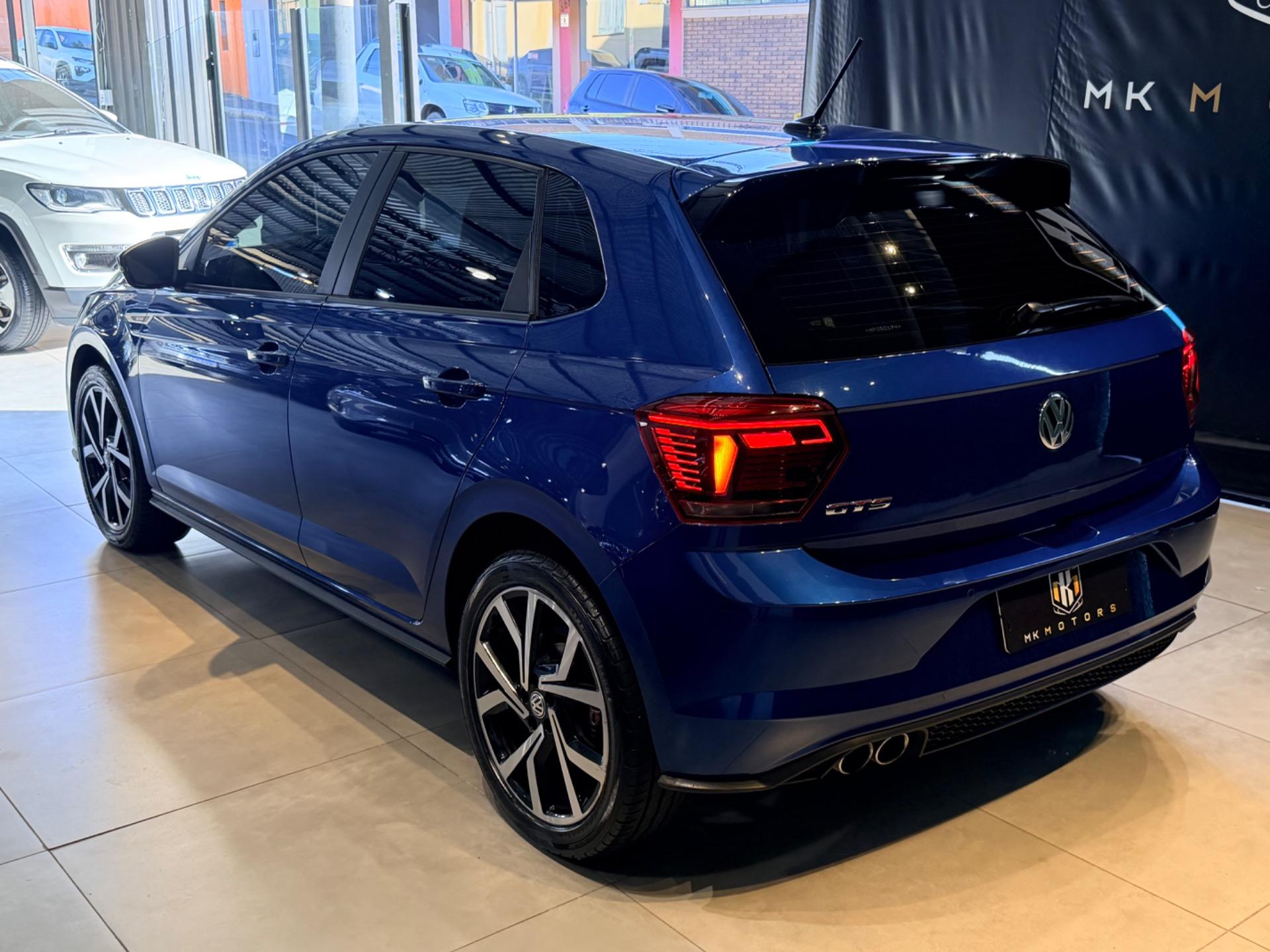 VOLKSWAGEN Polo Hatch - Foto