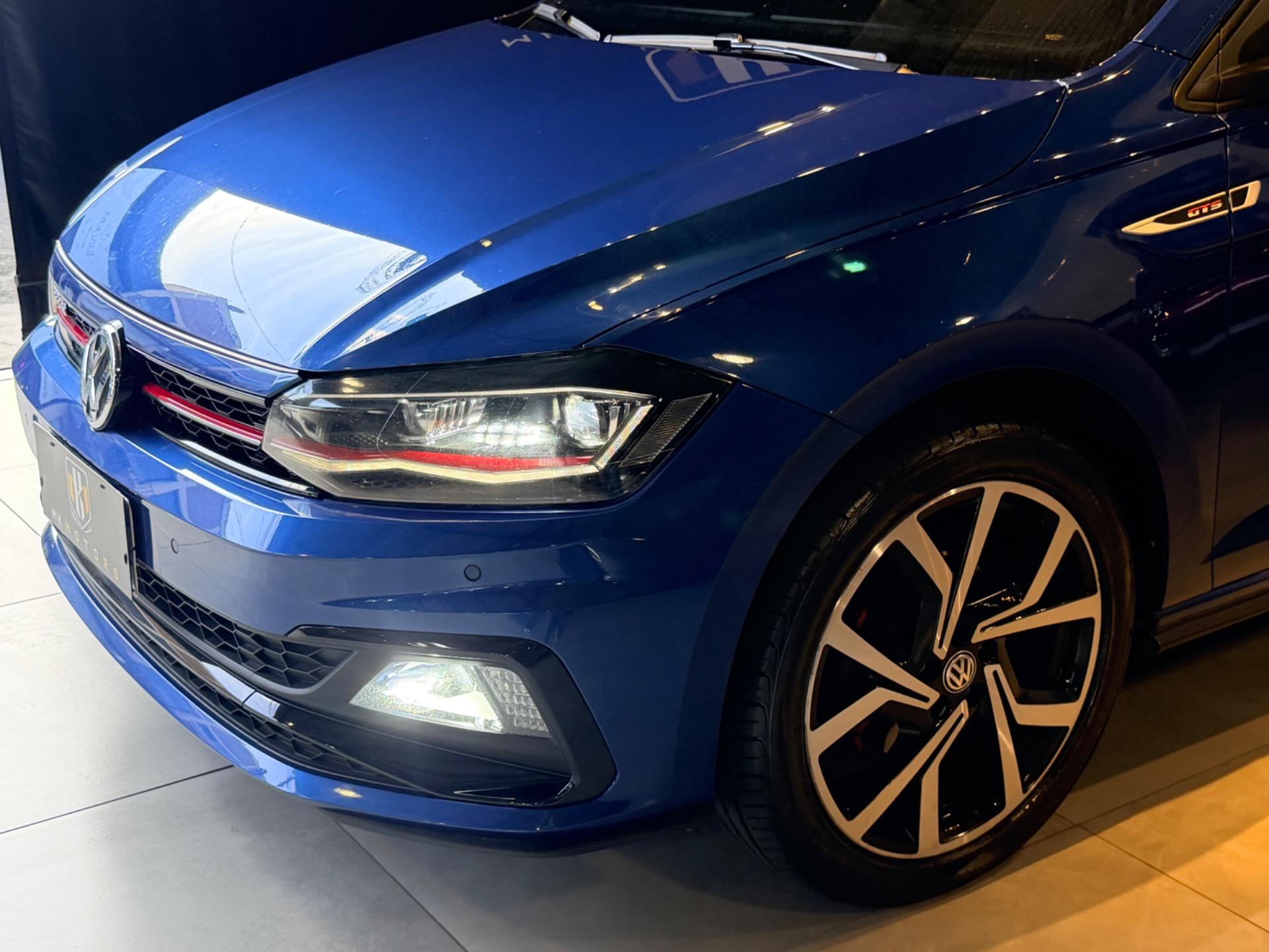 VOLKSWAGEN Polo Hatch - Foto