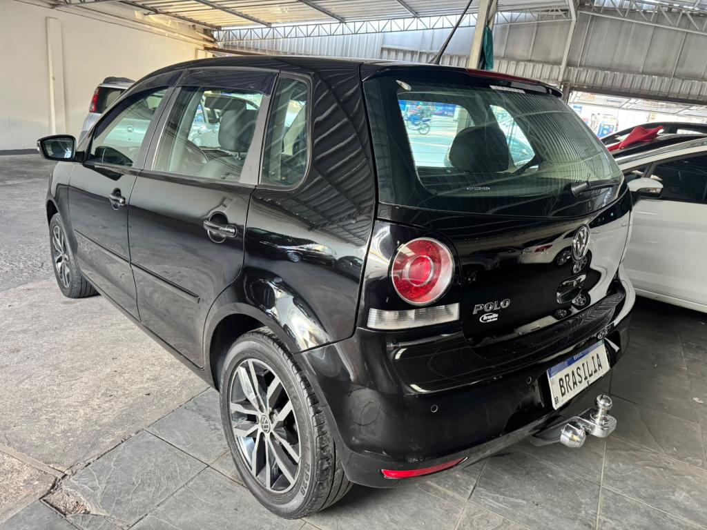 VOLKSWAGEN Polo Hatch - Foto