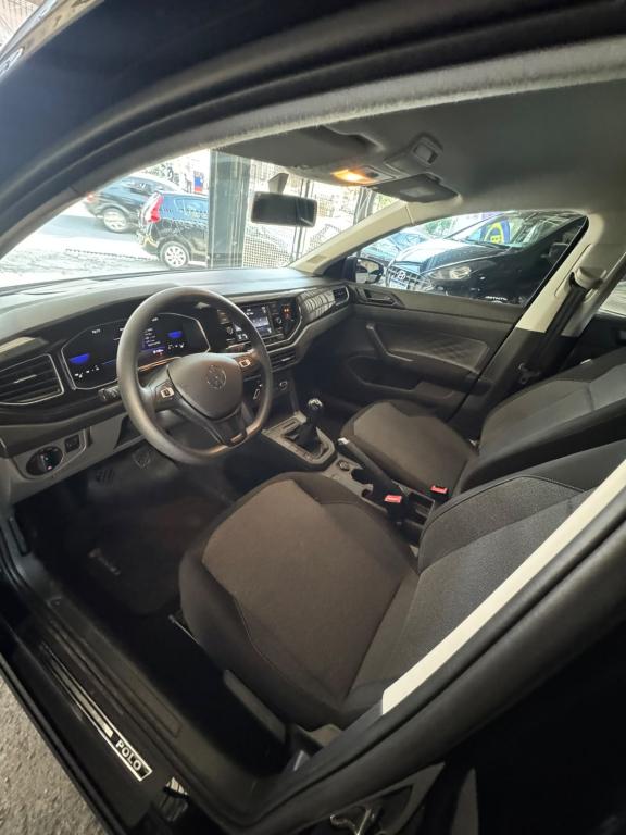 VOLKSWAGEN Polo Hatch - Foto