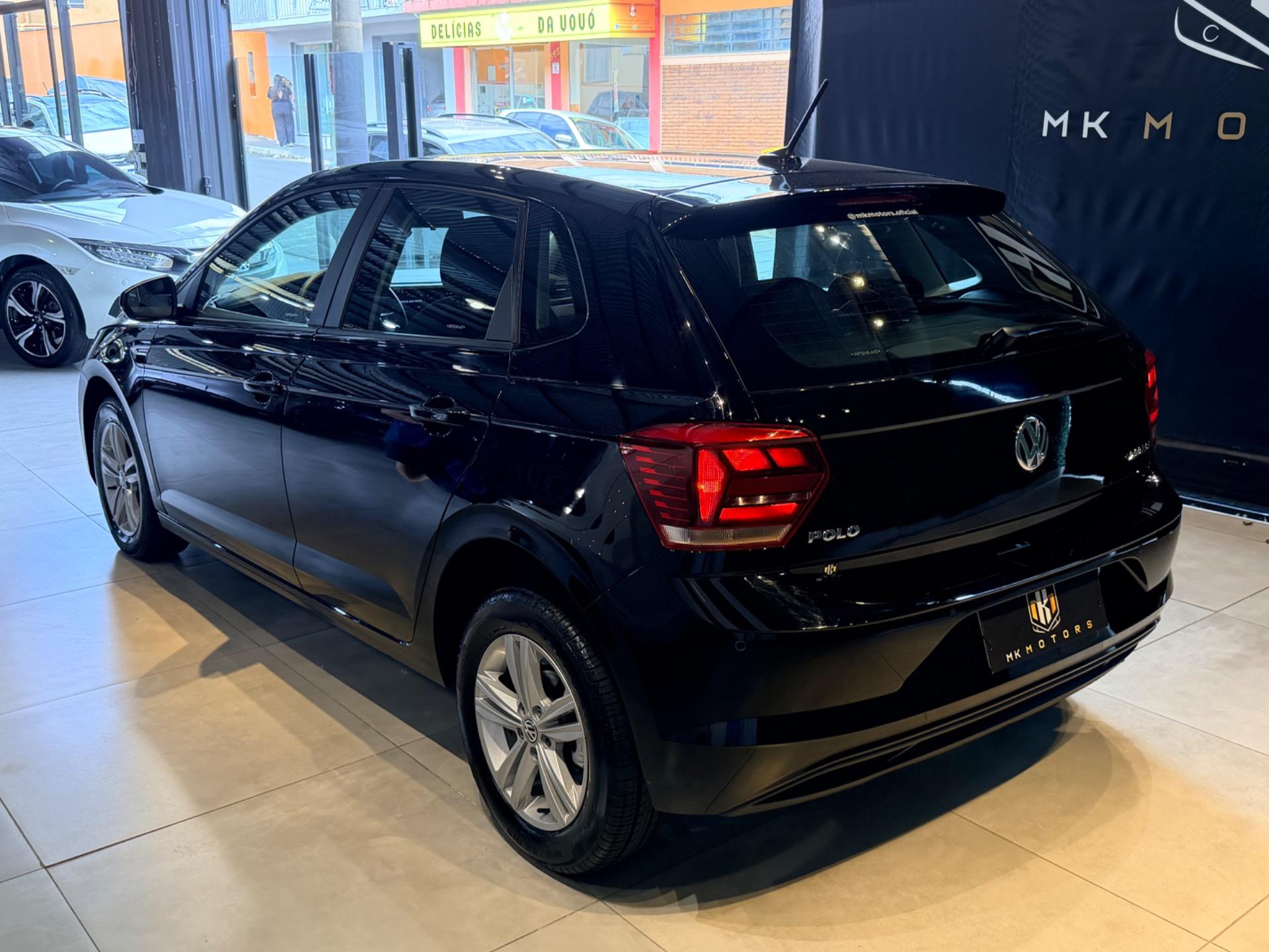 VOLKSWAGEN Polo Hatch - Foto
