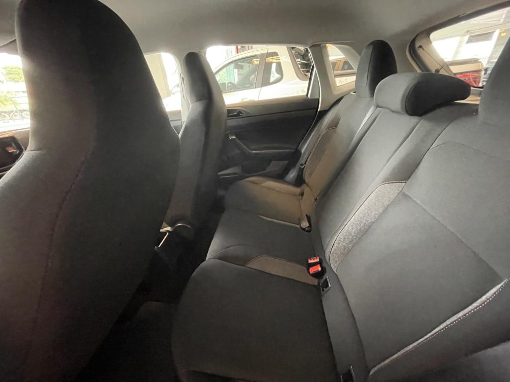 VOLKSWAGEN Polo Hatch - Foto