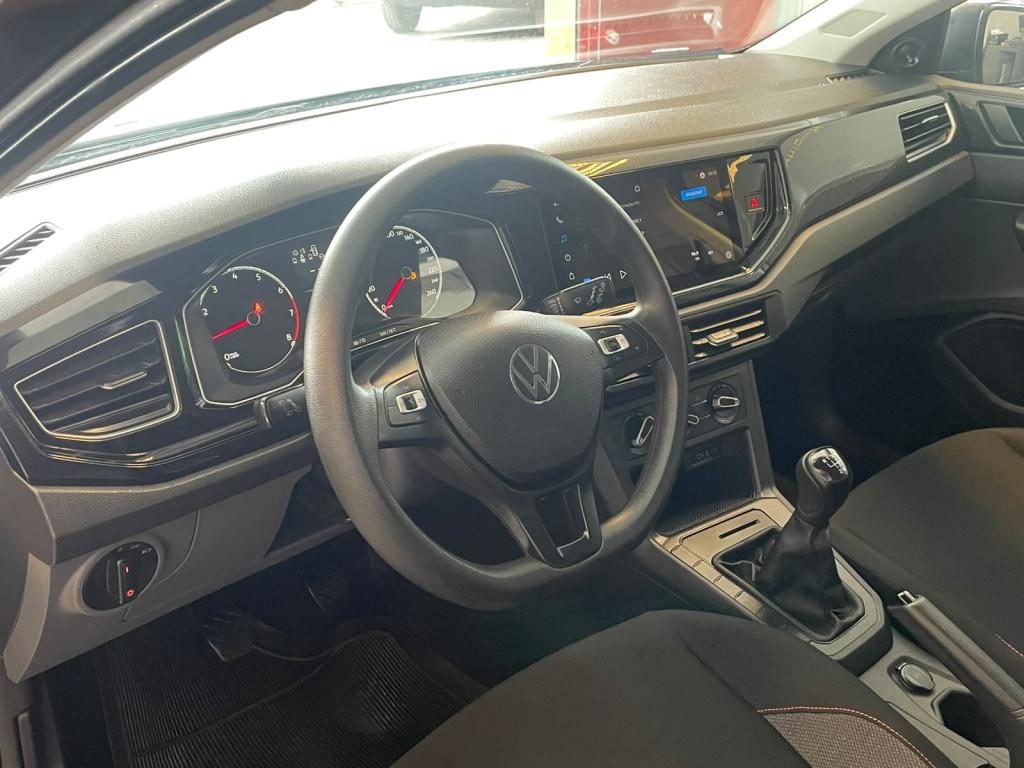 VOLKSWAGEN Polo Hatch - Foto
