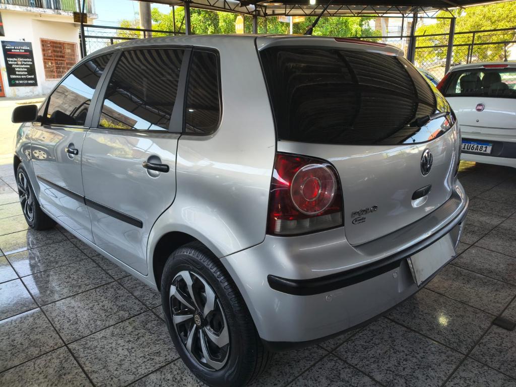 VOLKSWAGEN Polo Hatch - Foto