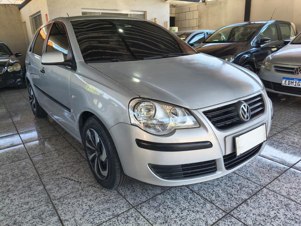 VOLKSWAGEN Polo Hatch - Foto