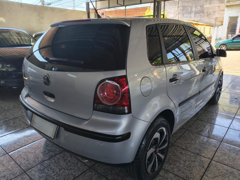 VOLKSWAGEN Polo Hatch - Foto