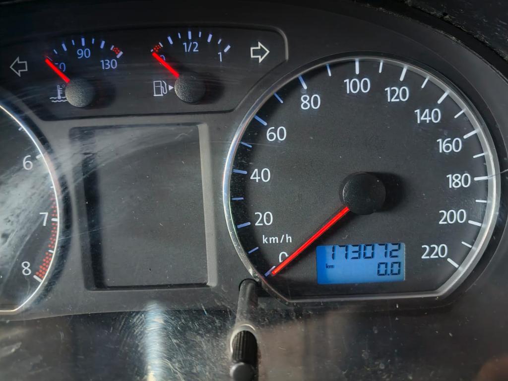 VOLKSWAGEN Polo Hatch - Foto