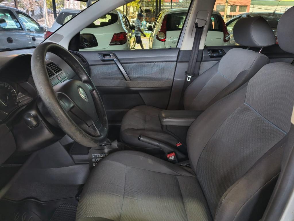 VOLKSWAGEN Polo Hatch - Foto