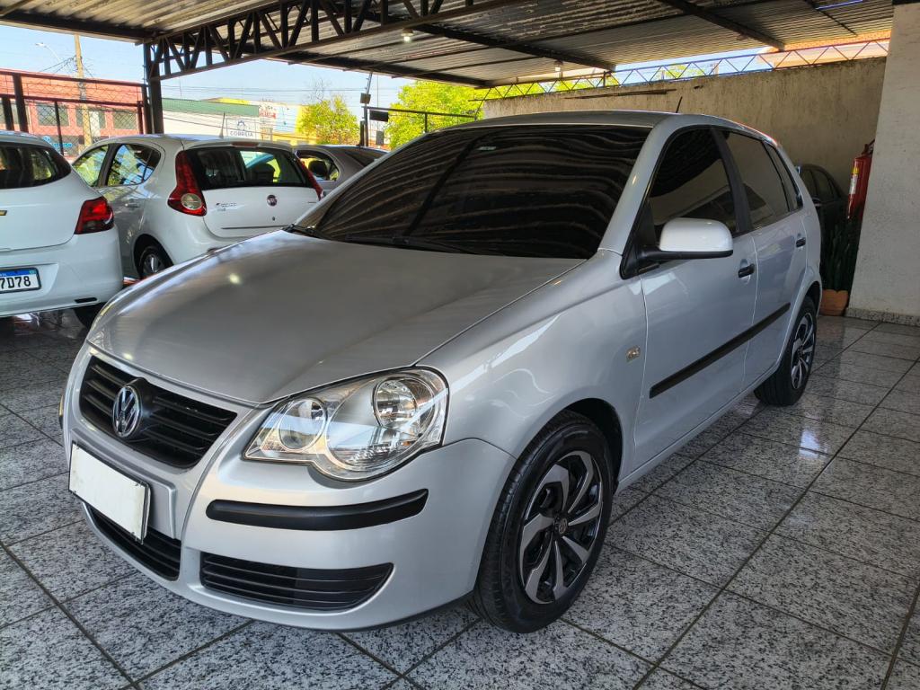 VOLKSWAGEN Polo Hatch - Foto