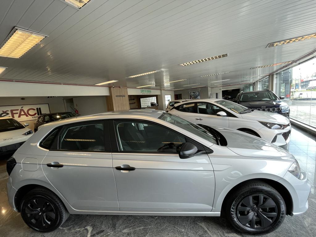 VOLKSWAGEN Polo Hatch - Foto