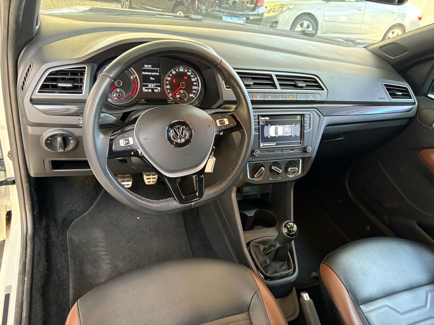 VOLKSWAGEN Saveiro - Foto