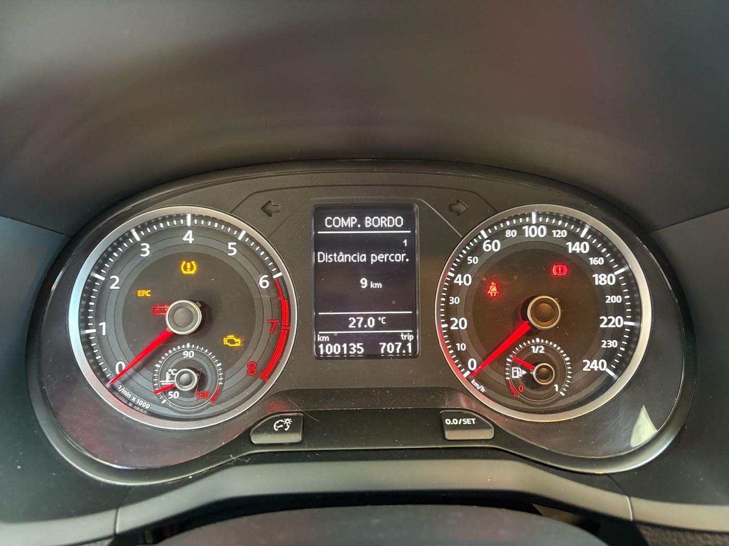 VOLKSWAGEN Saveiro - Foto