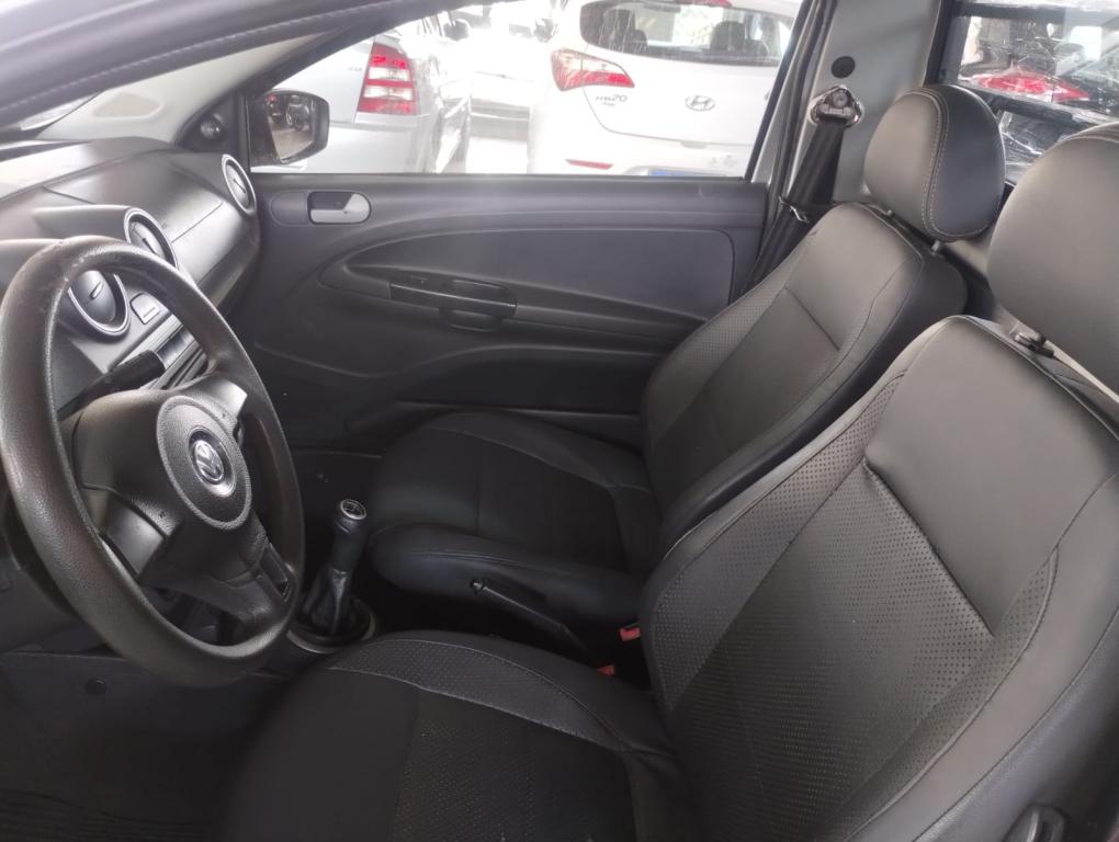 VOLKSWAGEN Saveiro - Foto
