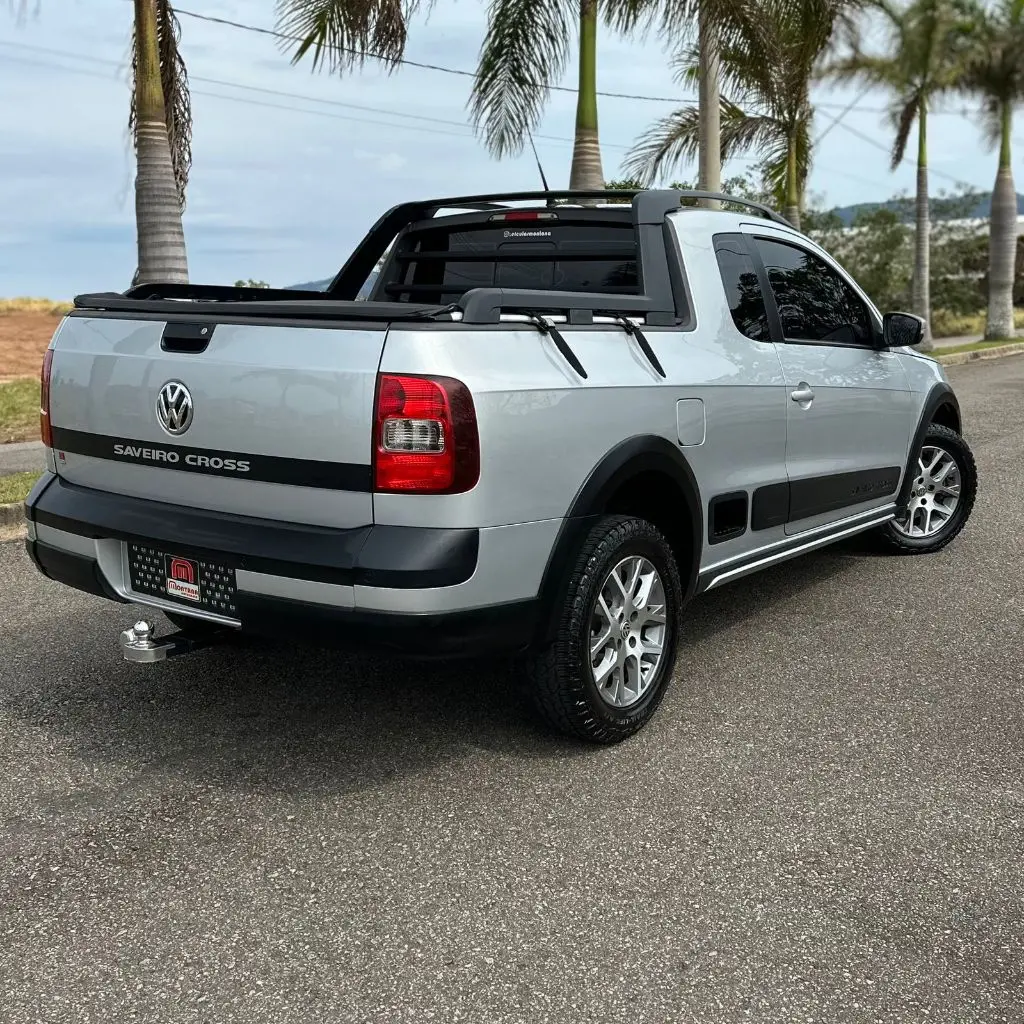 VOLKSWAGEN Saveiro - Foto