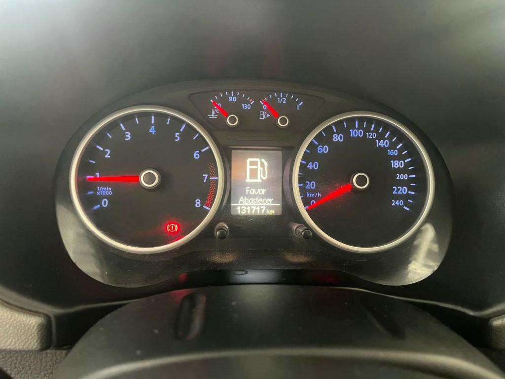 VOLKSWAGEN Saveiro - Foto