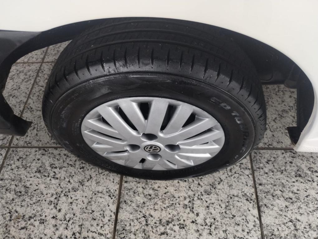 VOLKSWAGEN Saveiro - Foto