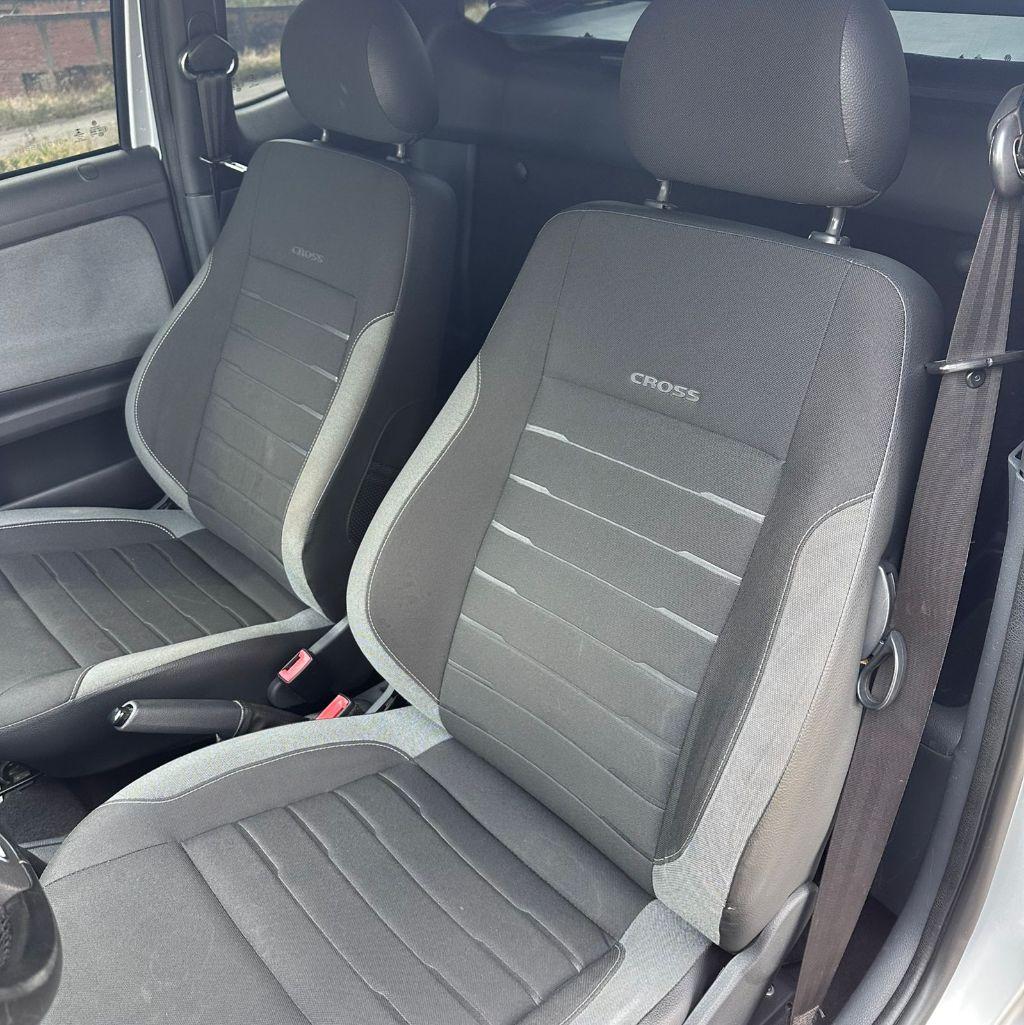 VOLKSWAGEN Saveiro - Foto