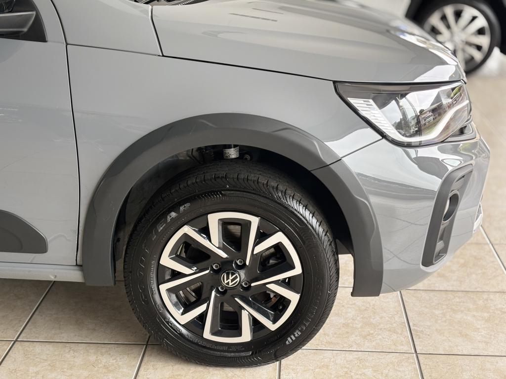 VOLKSWAGEN Saveiro - Foto