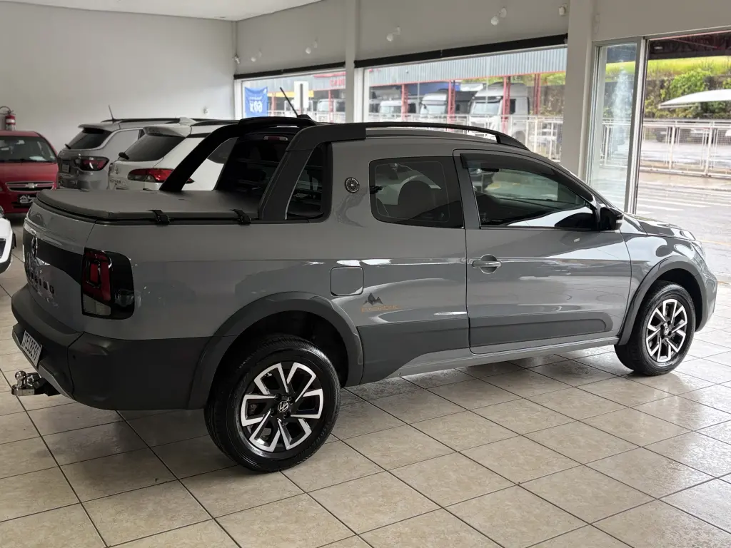 VOLKSWAGEN Saveiro - Foto
