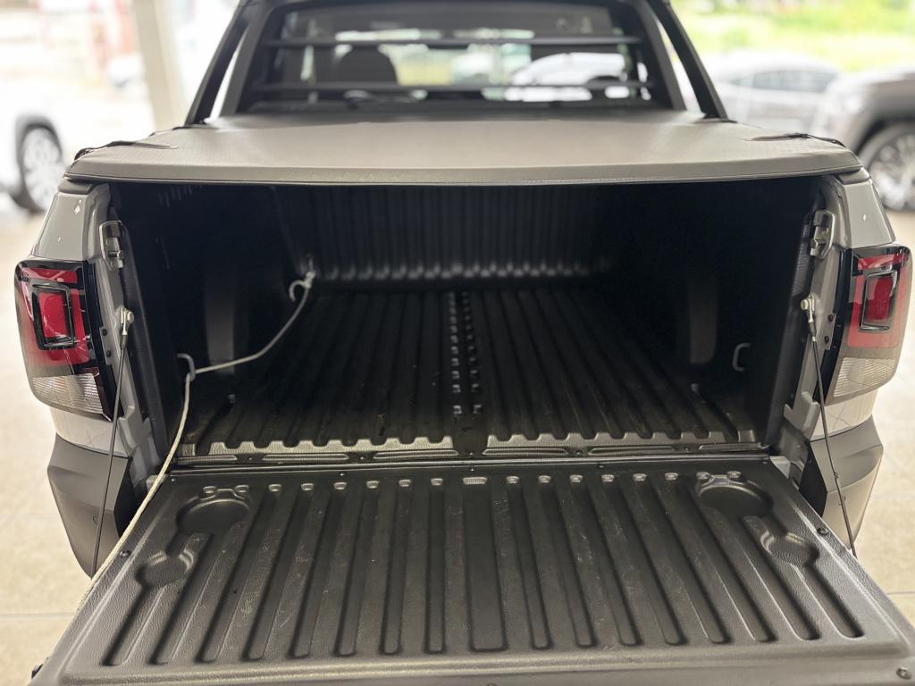 VOLKSWAGEN Saveiro - Foto