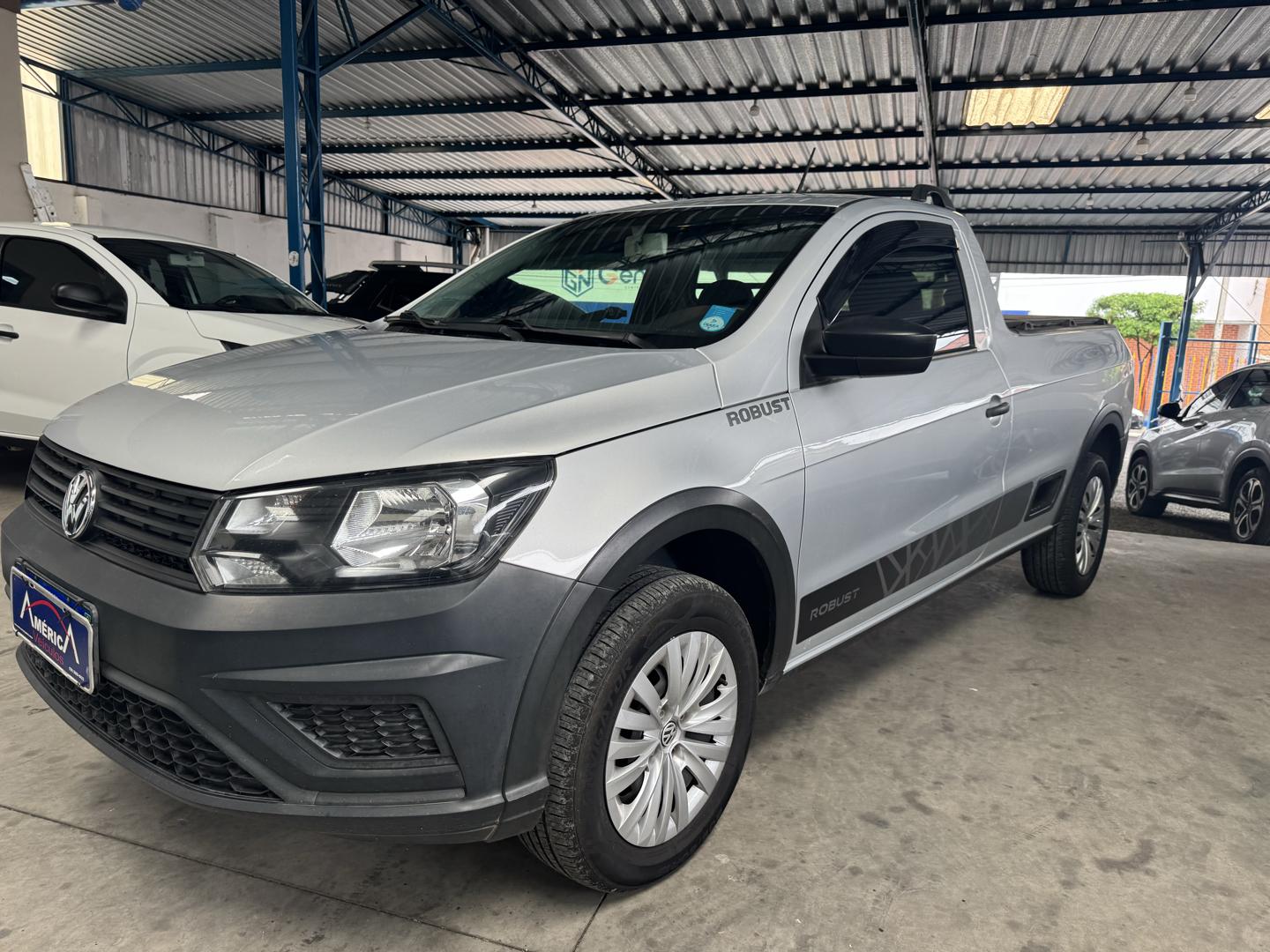 VOLKSWAGEN Saveiro - Foto