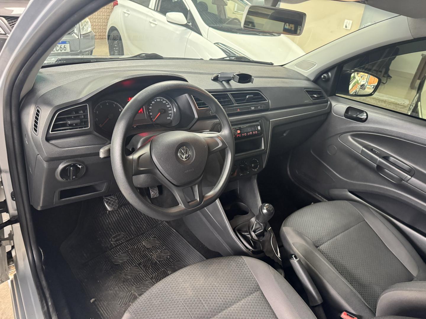 VOLKSWAGEN Saveiro - Foto