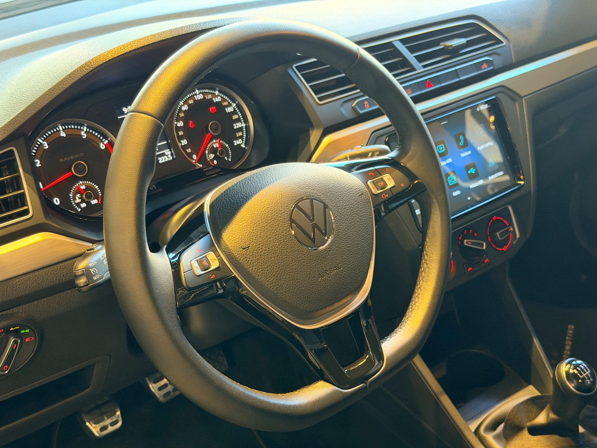 VOLKSWAGEN Saveiro - Foto